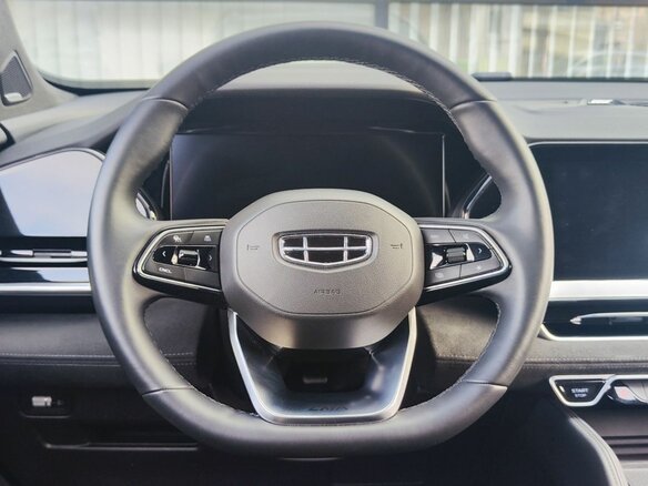 2024 Geely Monjaro I, серый, 3150000 рублей - вид 15