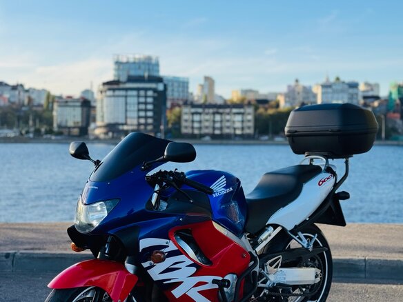 1999 Honda CBR 600F, синий, 415000 рублей - вид 1