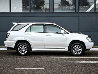 2000 Toyota Harrier I (XU10) Рестайлинг, белый, 699000 рублей, вид 5