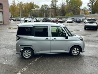 2017 Toyota Tank I, серебристый, 890000 рублей, вид 4