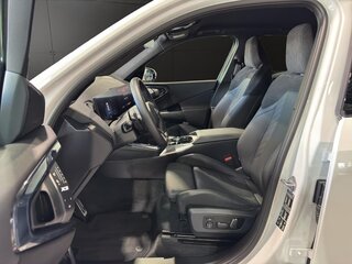 2025 BMW X3 20d xDrive IV (G45/G48), белый, 7432115 рублей, вид 5
