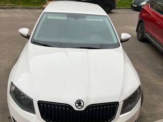 2014 Skoda Octavia III (A7), белый, 999999 рублей, вид 1