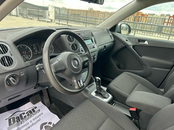2013 Volkswagen Tiguan I Рестайлинг, серебристый, 1390000 рублей - вид 10