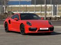 2016 Porsche 911 Turbo S VII (991) Рестайлинг, оранжевый - вид 2