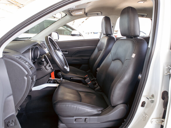 2012 Mitsubishi ASX I Рестайлинг, белый, 1295000 рублей - вид 10