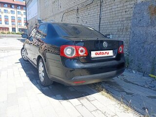 2010 Volkswagen Jetta V, чёрный, 728000 рублей, вид 3