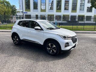 2023 Chery Tiggo 4 Pro I Рестайлинг, белый, 1520000 рублей, вид 4