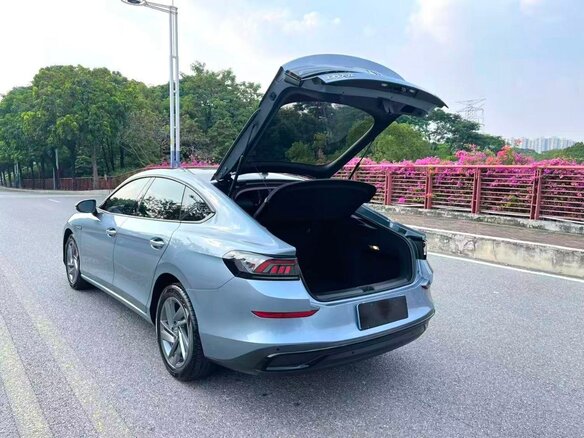 2023 Volkswagen Lamando L II, серый, 1990000 рублей - вид 1