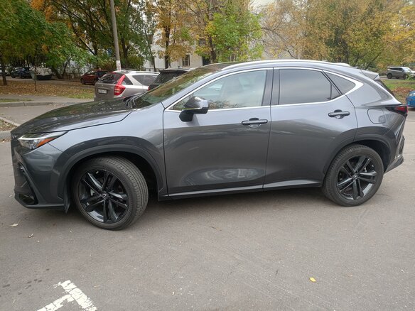 2023 Lexus NX 350h II, серый - вид 3