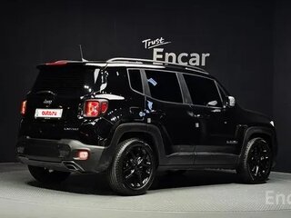 2022 Jeep Renegade I Рестайлинг, чёрный, 1640020 рублей, вид 3