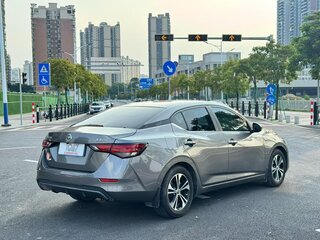 2022 Nissan Sylphy IV (B18), серый, 1359000 рублей, вид 4
