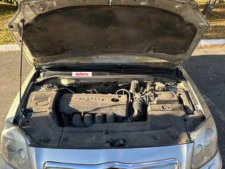 2004 Toyota Avensis II, серебристый, 580000 рублей, вид 5