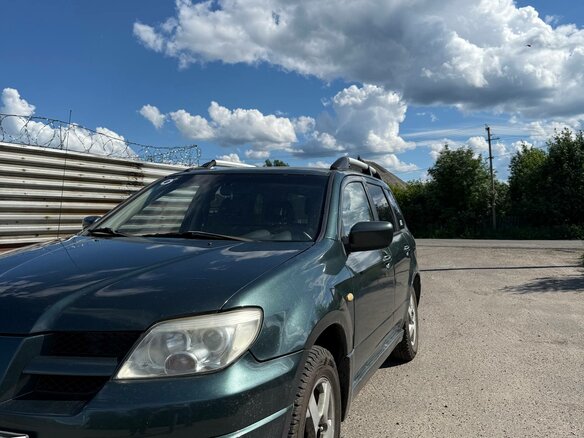 2003 Mitsubishi Outlander I, зелёный, 420000 рублей - вид 6