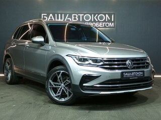 2021 Volkswagen Tiguan II Рестайлинг, серебристый, 2630000 рублей, вид 2