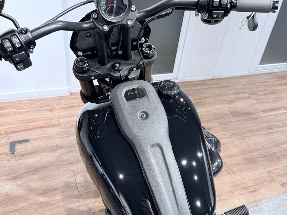 2023 Harley-Davidson Low Rider, чёрный, 2499000 рублей - вид 12
