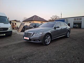 2009 Mercedes-Benz E-Класс 250 5G-Tronic IV (W212, S212, C207), серый, 1900000 рублей, вид 1
