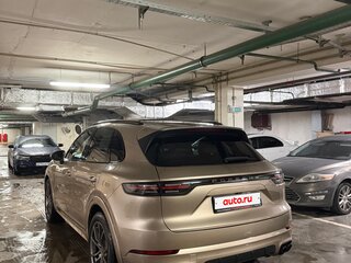 2019 Porsche Cayenne S III, бежевый, 5800000 рублей, вид 4