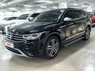 2022 Volkswagen Tiguan Allspace II Рестайлинг, чёрный, 3550000 рублей, вид 1