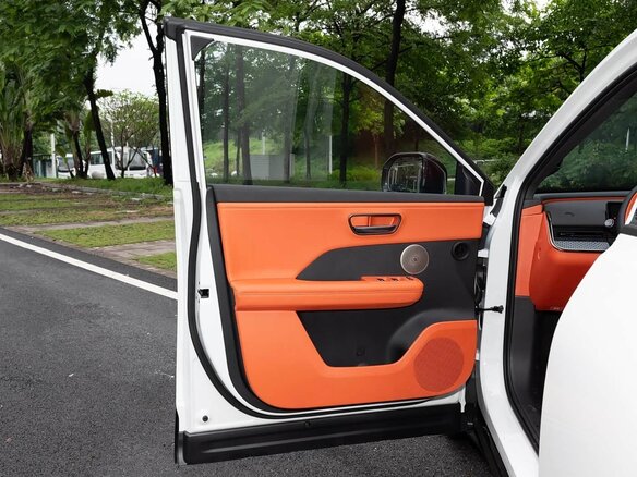 2026 Toyota bZ3X 67.9 kWh, белый, 3400000 рублей - вид 8