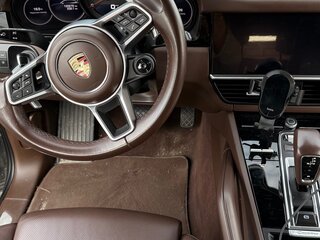2021 Porsche Cayenne III, серый, 6500000 рублей, вид 4