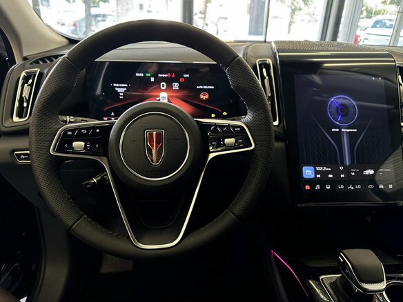 2025 Hongqi HS3, чёрный - вид 10