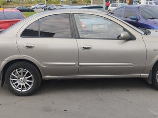2011 Nissan Almera Classic I, серебристый, 530000 рублей, вид 2