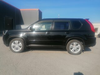 2013 Nissan X-Trail II Рестайлинг, чёрный, 1700000 рублей, вид 3