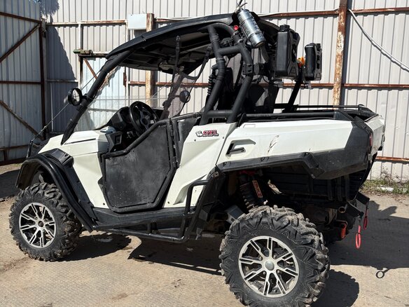 2015 BRP Can-Am Commander 1000, белый, 1150000 рублей - вид 8