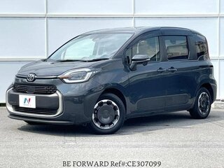 2023 Toyota Sienta III, серый, 1450002 рублей, вид 1