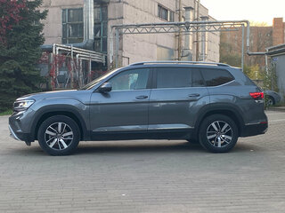 2021 Volkswagen Teramont I Рестайлинг, серый, 4080000 рублей, вид 4