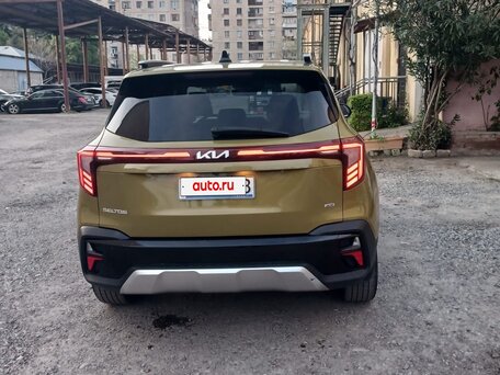 2023 Kia Seltos I Рестайлинг, зелёный, 2490000 рублей, вид 4