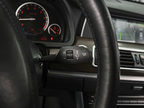 2012 BMW 5 серии Gran Turismo 535i xDrive VI (F10/F11/F07), белый, 2479000 рублей - вид 16