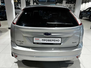 2011 Ford Focus II Рестайлинг, серебристый, 438000 рублей, вид 4