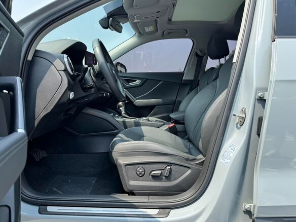 2023 Audi Q2 L 35 TFSI I Рестайлинг, серый, 1770700 рублей - вид 13
