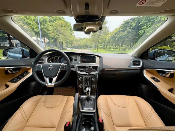 2019 Volvo V40 II Рестайлинг, голубой, 1040000 рублей - вид 14