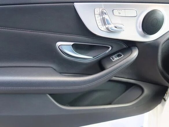 2016 Mercedes-Benz C-Класс 180 IV (W205), белый, 1573911 рублей - вид 12