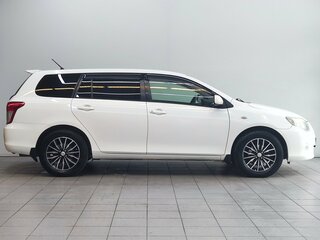 2010 Toyota Corolla Fielder X (E140, E150) Рестайлинг, белый, 915000 рублей, вид 4