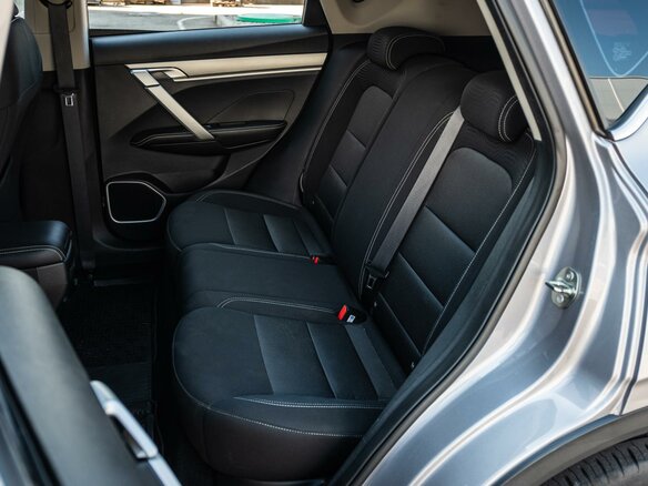 2023 Geely Coolray I, серебристый - вид 8