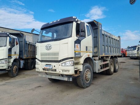 2023 FAW J6 CA3250, белый, 3350000 рублей, вид 1