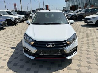 2026 Lada (ВАЗ) Granta Sportline I Рестайлинг, белый, 1404000 рублей, вид 2