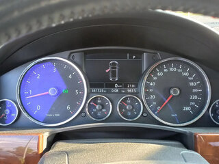 2008 Volkswagen Touareg I Рестайлинг, чёрный, 1900000 рублей, вид 5