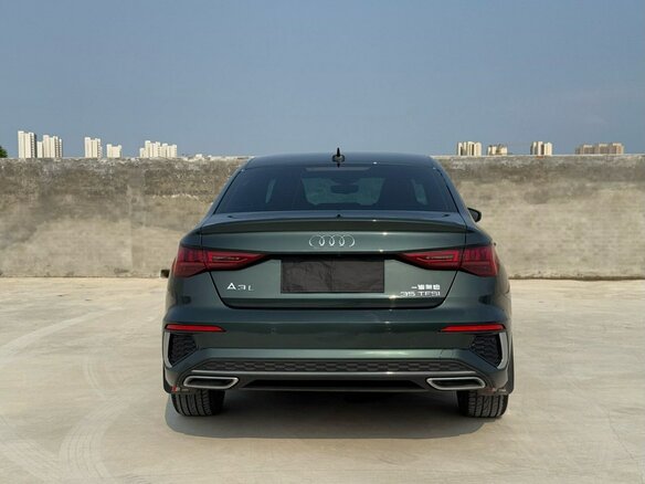 2023 Audi A3 35 TFSI Long IV (8Y), зелёный, 2260000 рублей - вид 4