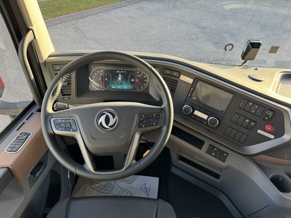 2024 Dongfeng GX, красный, 9000000 рублей - вид 25