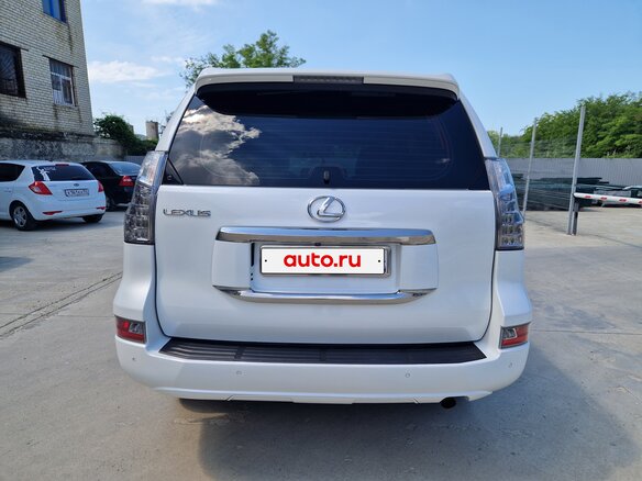 2014 Lexus GX 460 II Рестайлинг, белый, 3590000 рублей - вид 3
