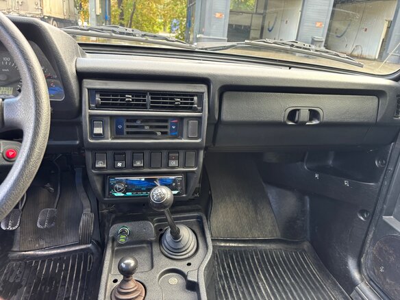 2016 Lada (ВАЗ) 2121 (4x4) I Рестайлинг, белый, 650000 рублей - вид 13