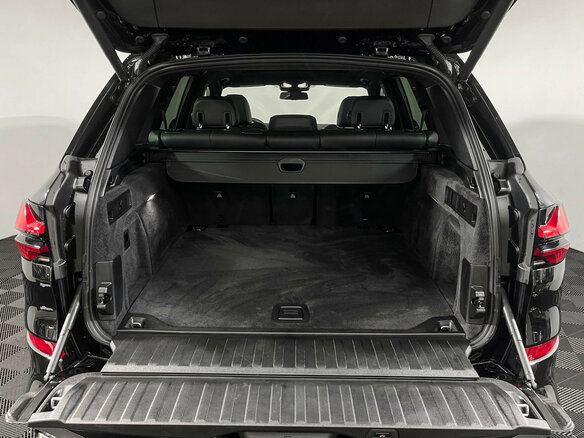 2025 BMW X5 40i IV (G05/G18) Рестайлинг, чёрный, 11950000 рублей - вид 8