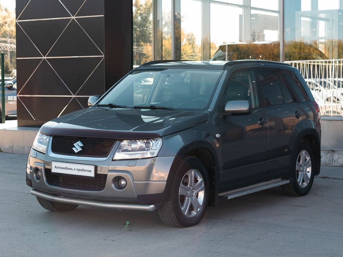 Открыть фотографии: Suzuki Grand Vitara II