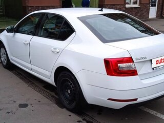 2020 Skoda Octavia III (A7) Рестайлинг, белый, 1700000 рублей, вид 4