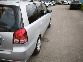 2000 Mitsubishi Dion I, серый, 330000 рублей, вид 3