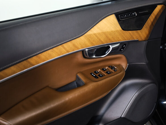2019 Volvo XC90 B5 II Рестайлинг 1, чёрный, 4149000 рублей - вид 26